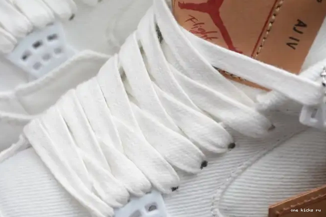 Rep Onekick 'White' 4 Levi's AO2571-100 x Jordan Air 0422